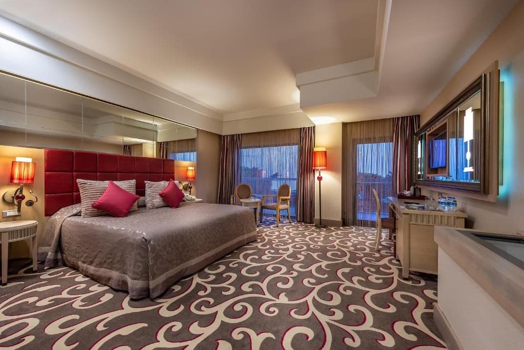 Cornelia Diamond Resort